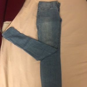 Skinny jeans